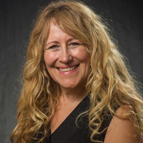 angela-hamilton-min